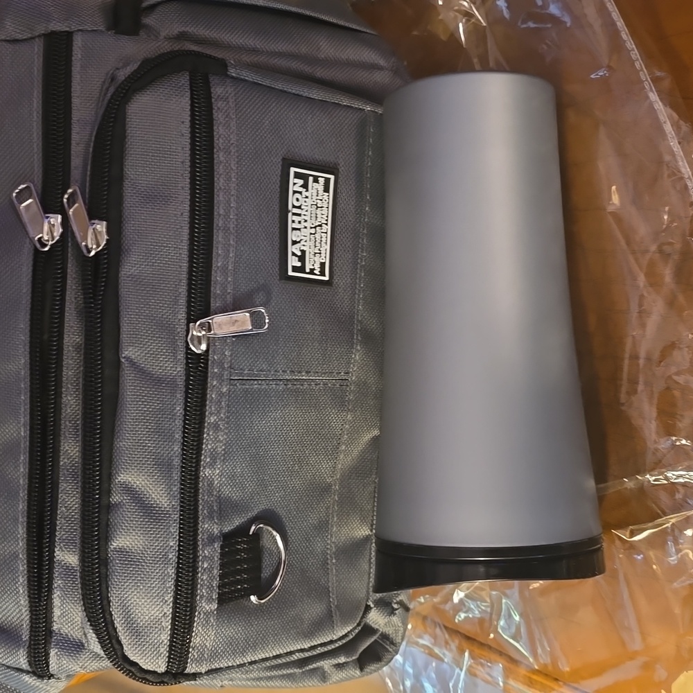 Unisex crossbody - Picture 3 of 6